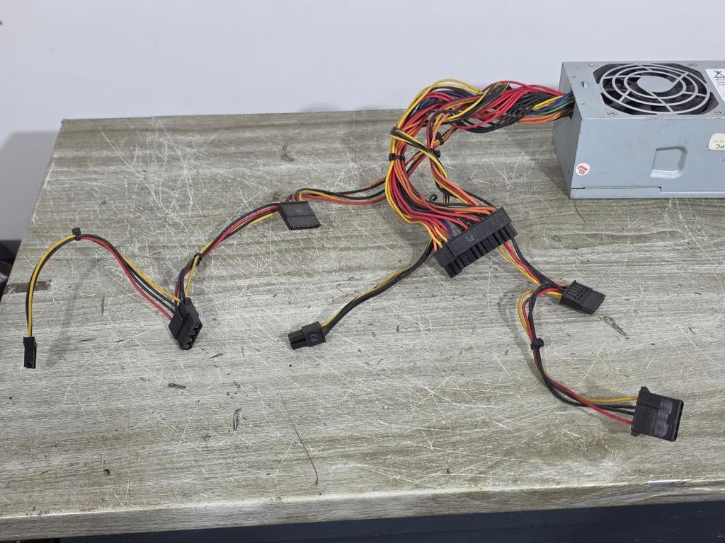 Power man 250w max voeding psu power supply ip-s250ff7-2, Ophalen of Verzenden, Gebruikt