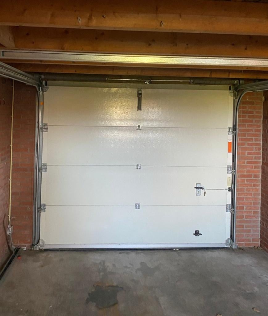 Complete Novoferm elektrische garagedeur / sectionaaldeur, Ophalen, Garagedeur, Metaal, Gebruikt