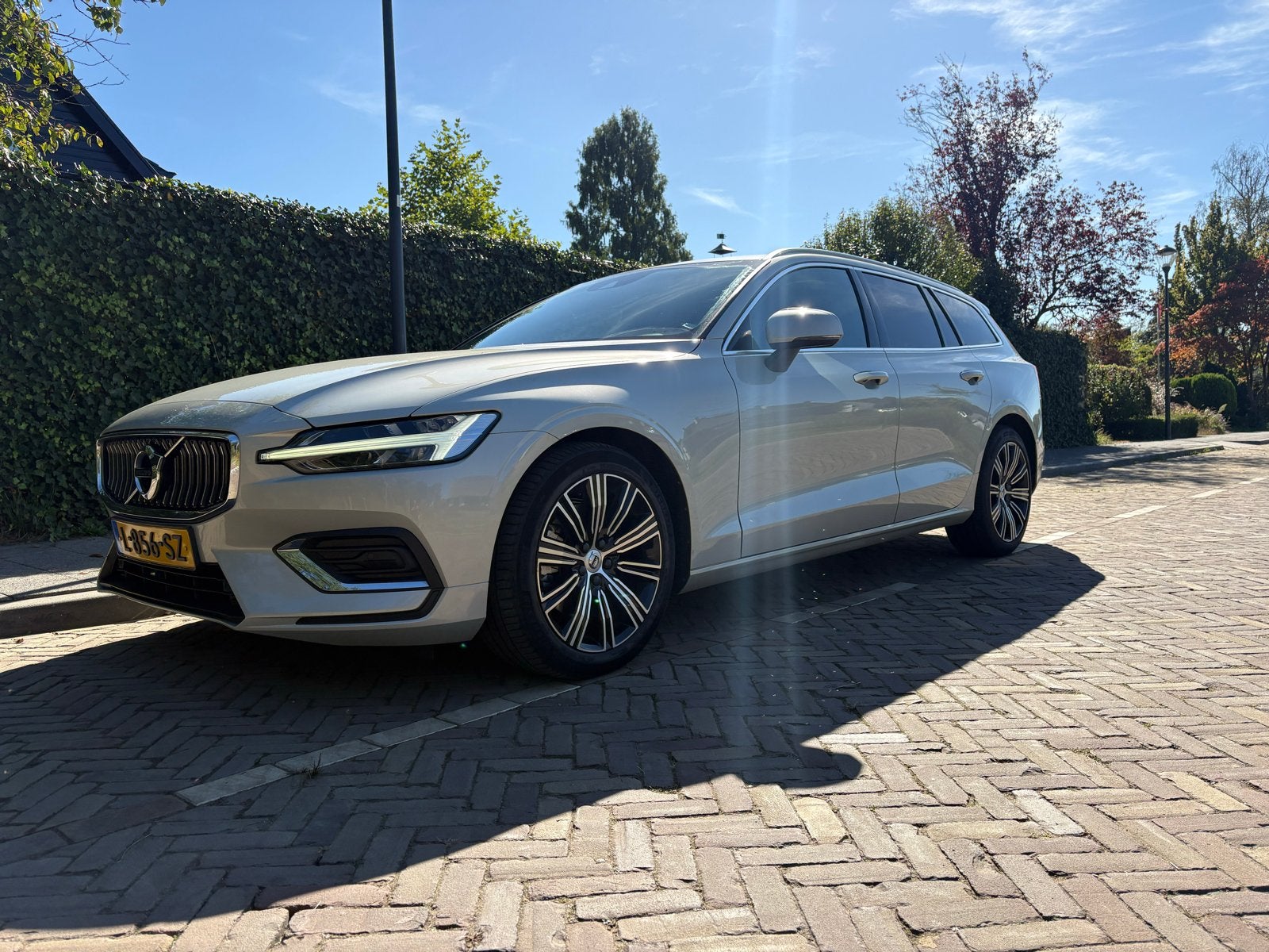 Volvo V60 B3 163pk Geartronic Mild Hybrid 2021, Auto's, 1800 kg, 4 cilinders, 1969 cc, 163 pk
