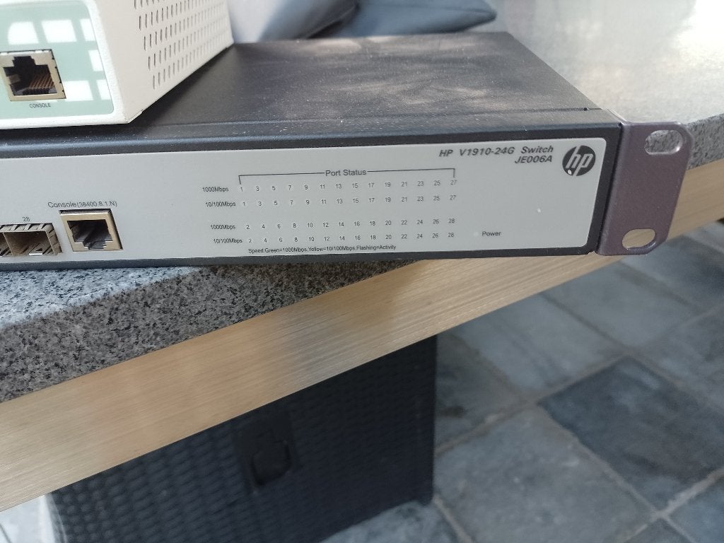 Fortigate en switch, Ophalen, Zo goed als nieuw, Router