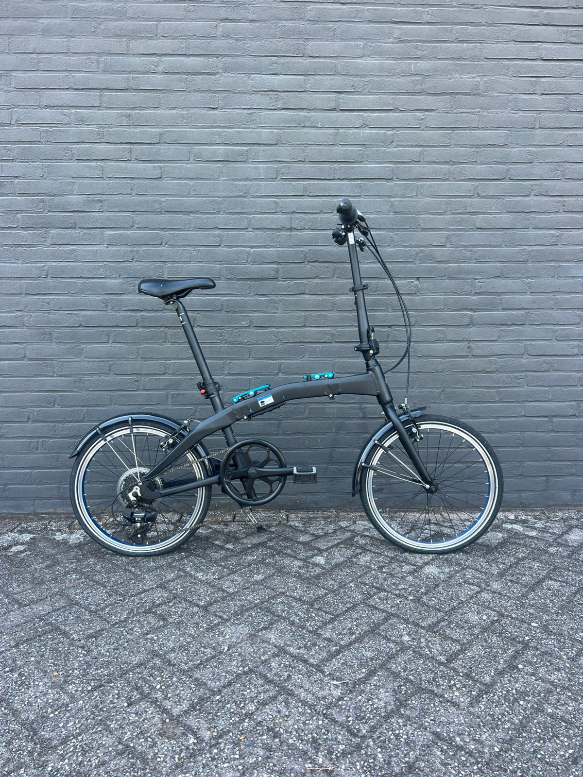 Mooie BMW Vouwfiets – Zwart/Blauw – Compact, Ready to go, Fietsen en Brommers, Fietsen | Vouwfietsen, Overige merken, 20 inch of meer