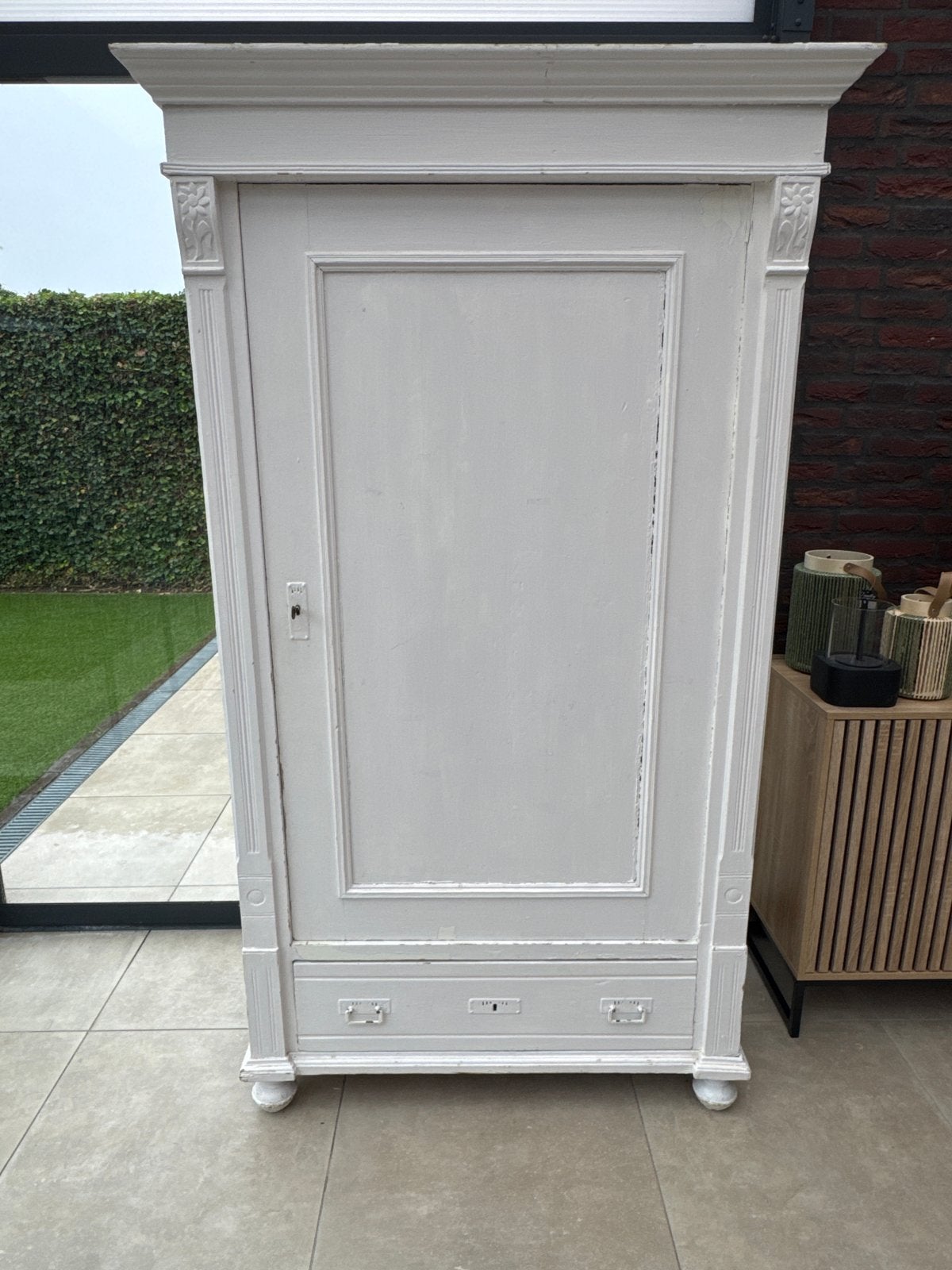 Stevige kast met gebruikerssporen - opknapper, Ophalen, Gebruikt, 100 tot 150 cm, Met lade(s)