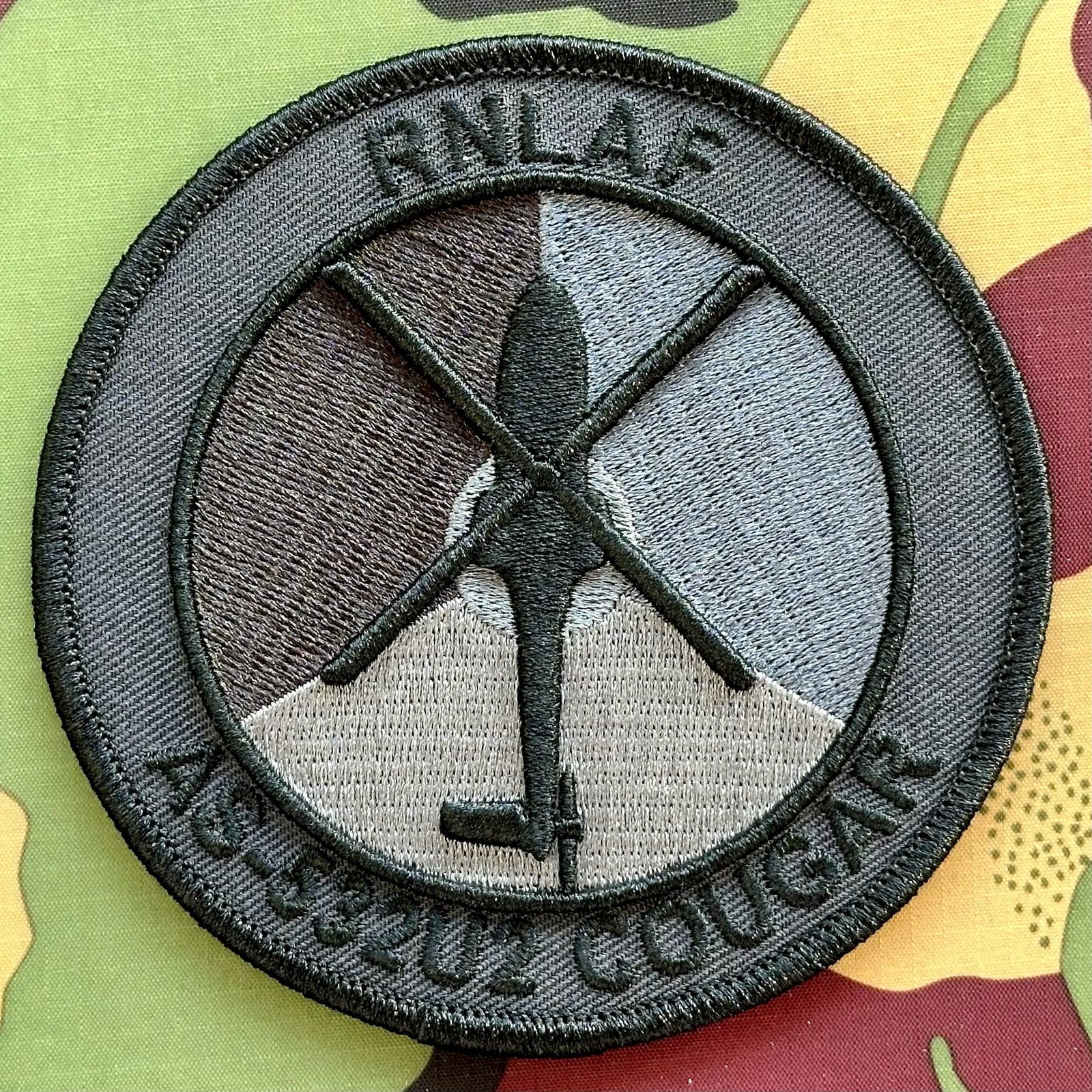 Patch RNLAF 300 SQN, Ophalen of Verzenden, Luchtmacht, Nederland, Embleem of Badge