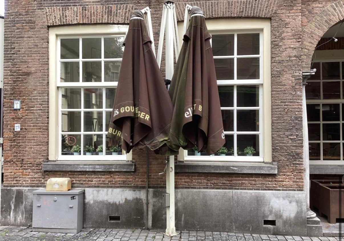 VN PLU horeca parasolen, Gebruikt, Overige typen, Ophalen of Verzenden, Waterdicht