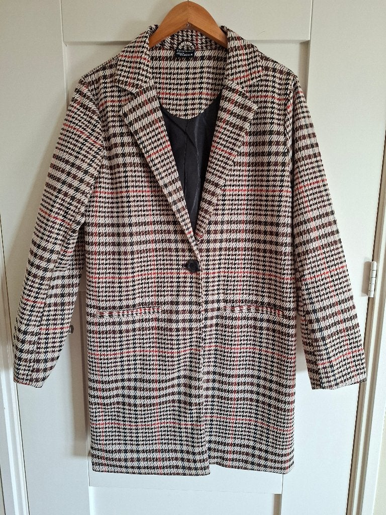 jas. Geruit. Mt 40. Zwarte voering. In de rug een split., Kleding | Dames, Maat 38/40 (M), Zwart, Ophalen of Verzenden, Zo goed als nieuw