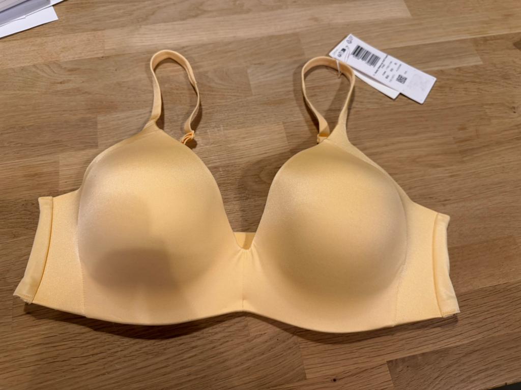 Triumph bh 85B NIEUW!! Nu €25, Ophalen of Verzenden, Geel, BH