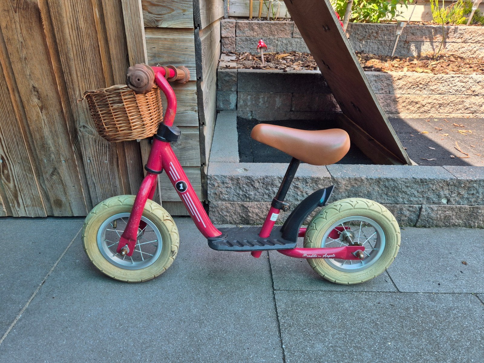 Bandits and Angels loopfiets rood met mandje, Ophalen, Gebruikt, Minder dan 16 inch