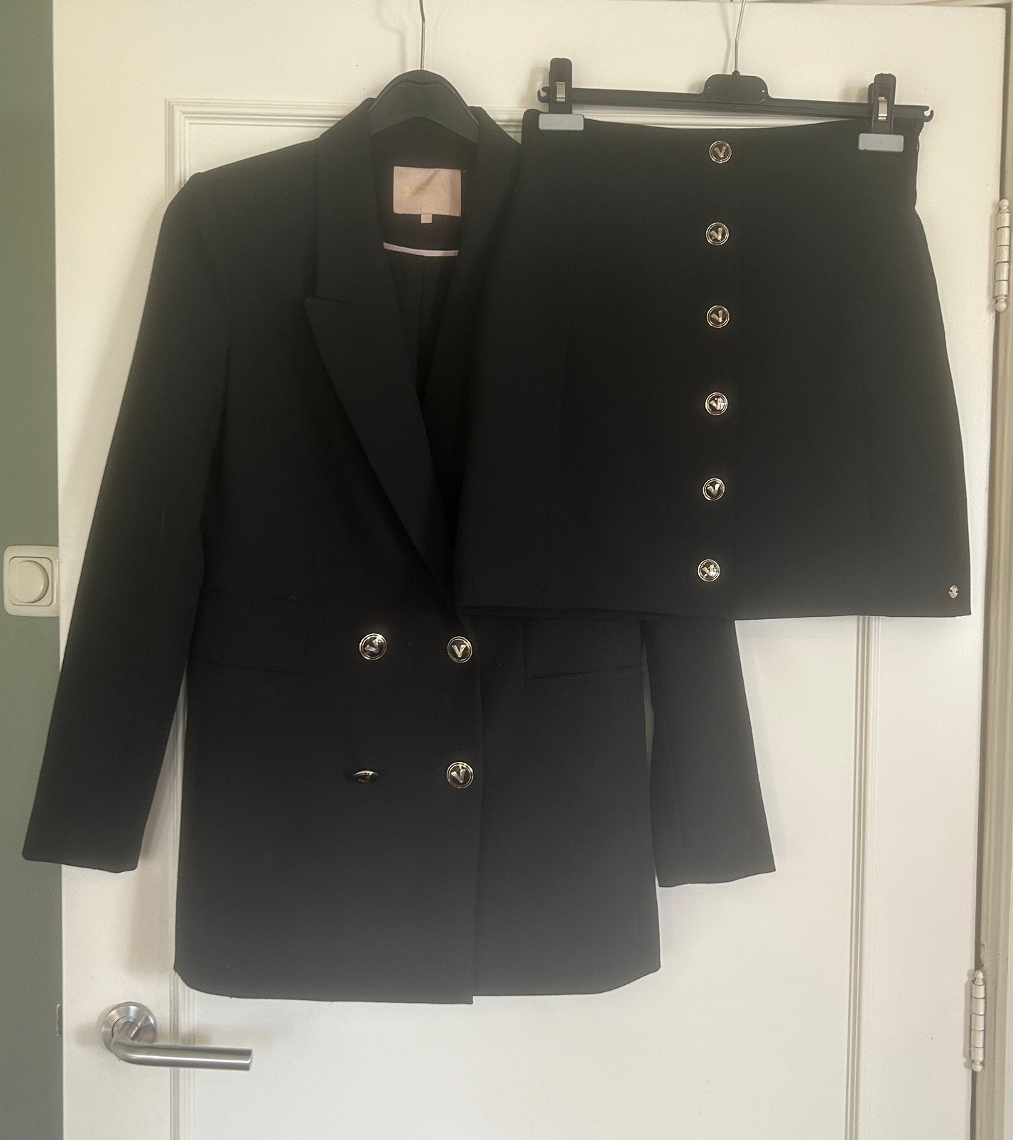 2 delige set. Zwarte JoshV, Josh V blazer en rokje in S., Kostuum of Pak, Verzenden, Zwart, Zo goed als nieuw