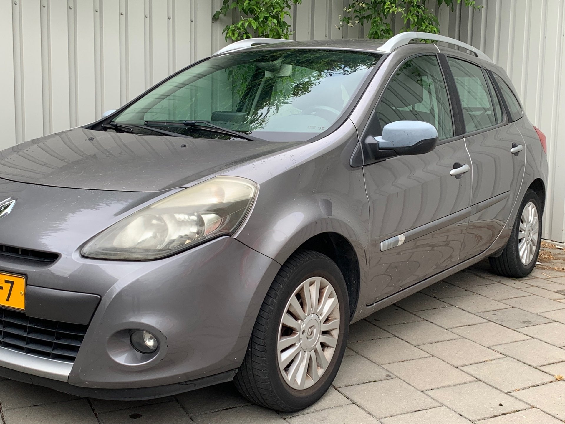 Renault Clio Estate 1.2 TCE Collection|Navigatie|Climate Con, Voorwielaandrijving, Gebruikt, Zwart, 4 cilinders