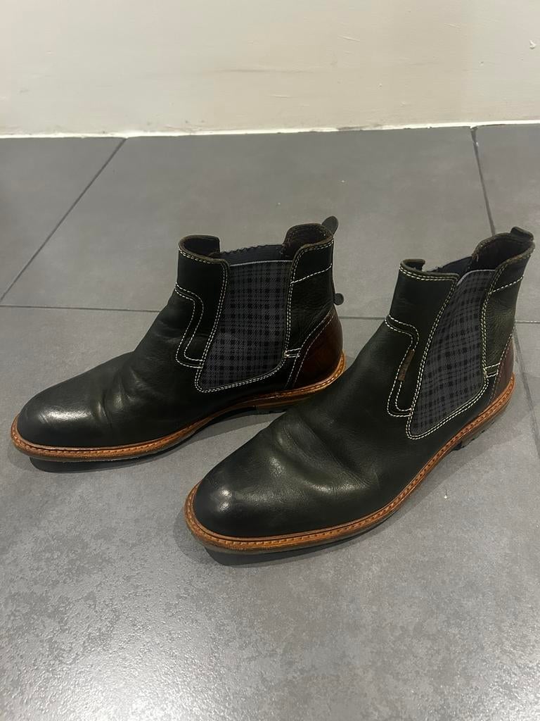 Floris van Bommel schoenen maat H8 oftewel 42, Ophalen of Verzenden, Zo goed als nieuw