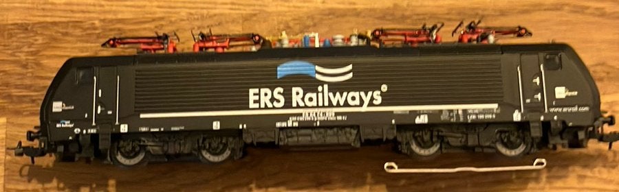 Piko Nederlandse E-loc BR189 ERS Railways AC digitaal, Hobby en Vrije tijd, Wisselstroom, Locomotief, Ophalen of Verzenden, Märklin