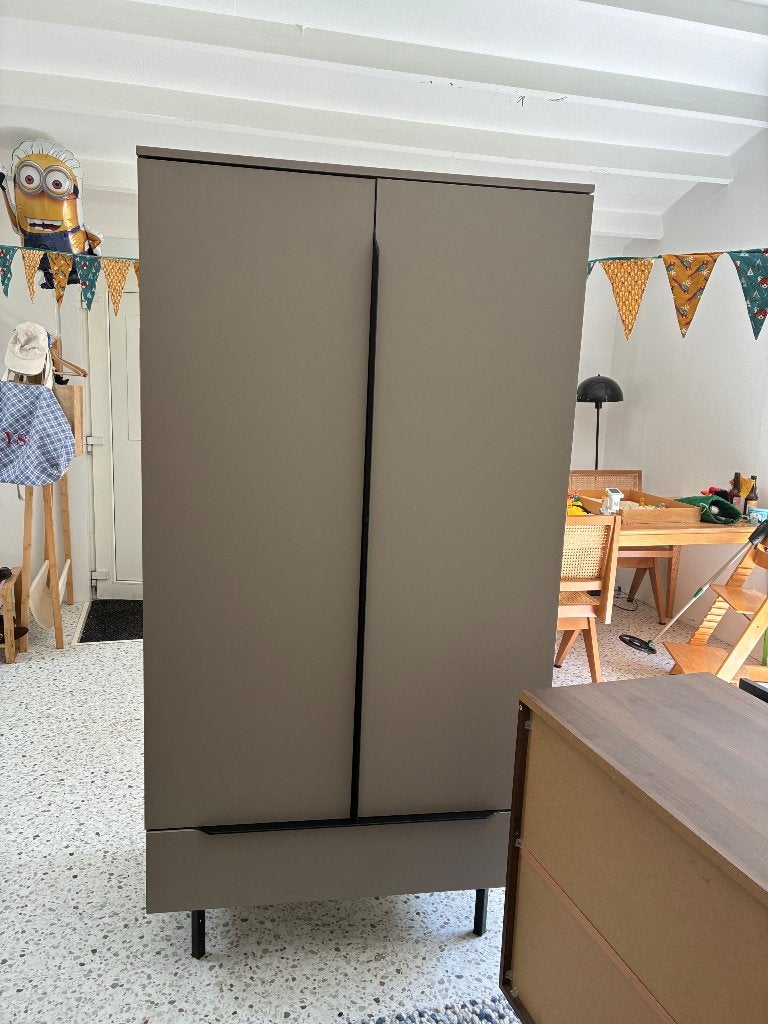 Kledingkast (2x) van Made, 150 tot 200 cm, Overige houtsoorten, 50 tot 75 cm, 50 tot 100 cm