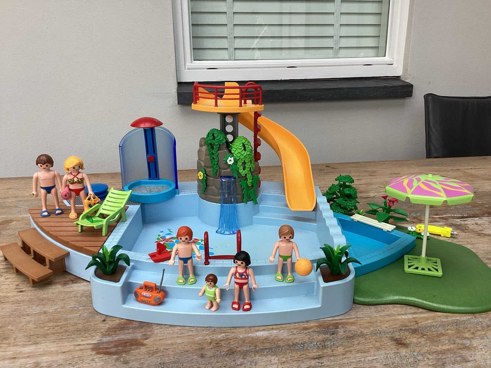 Playmobil Zwembad met Glijbaan (4858) en badgasten (5165), Kinderen en Baby's, Ophalen, Gebruikt, Complete set, Overige typen