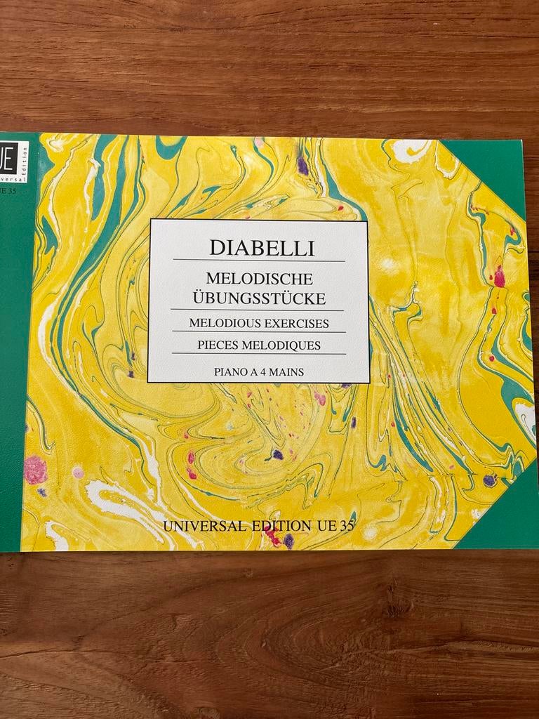 Diabelli Melodische Übungsstücke - Piano 4 Mains, Muziek en Instrumenten, Bladmuziek, Klassiek, Ophalen of Verzenden, Zo goed als nieuw