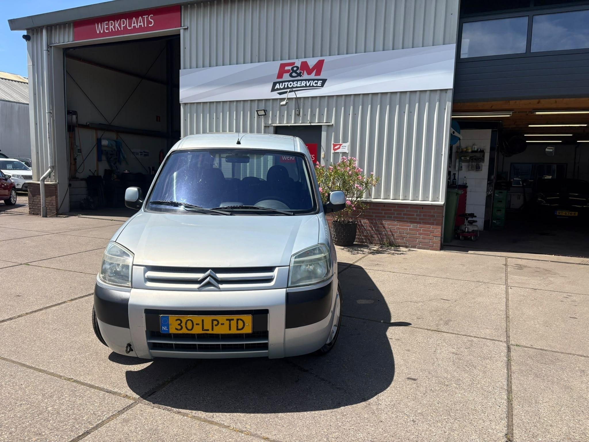 Citroen Berlingo 1.6i Multispace Airco, trekhaak, Auto's, Stof, 4 cilinders, Origineel Nederlands, Handgeschakeld