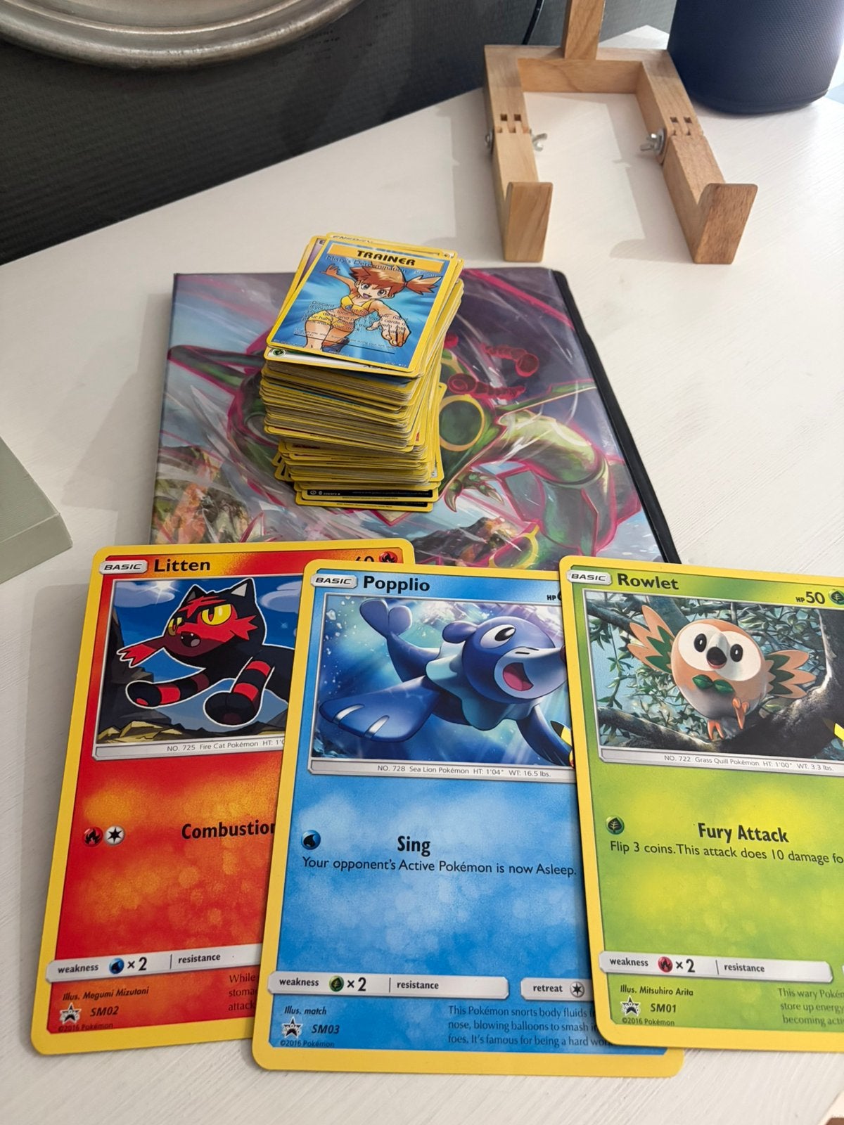 Stapel pokemon kaarten(3 grote kaarten)+verzamelboek., Ophalen of Verzenden, Meerdere kaarten