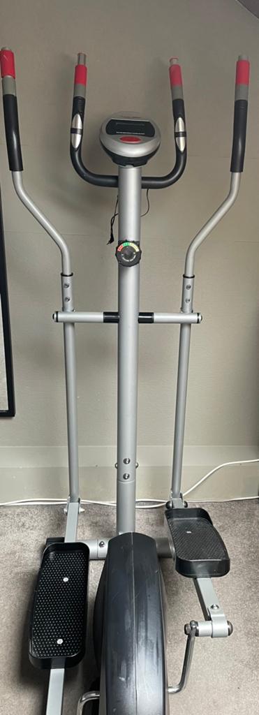 Crosstrainer, Sport en Fitness, Fitnessapparatuur, Ophalen, Gebruikt, Buik, Crosstrainer