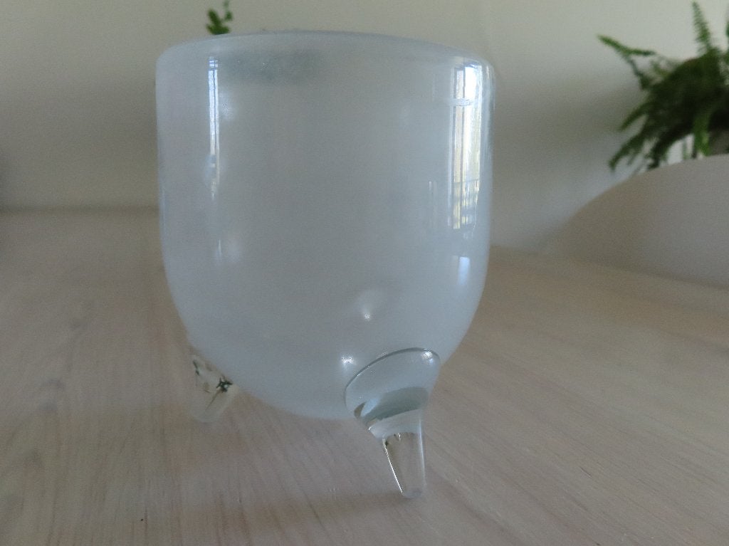 Dutz vaasje op pootjes, Overige kleuren, Ophalen of Verzenden, Minder dan 50 cm, Glas