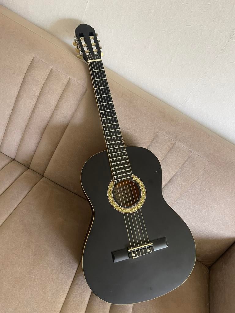 Guitar, Ophalen of Verzenden, Zo goed als nieuw, Klassieke of Spaanse gitaar