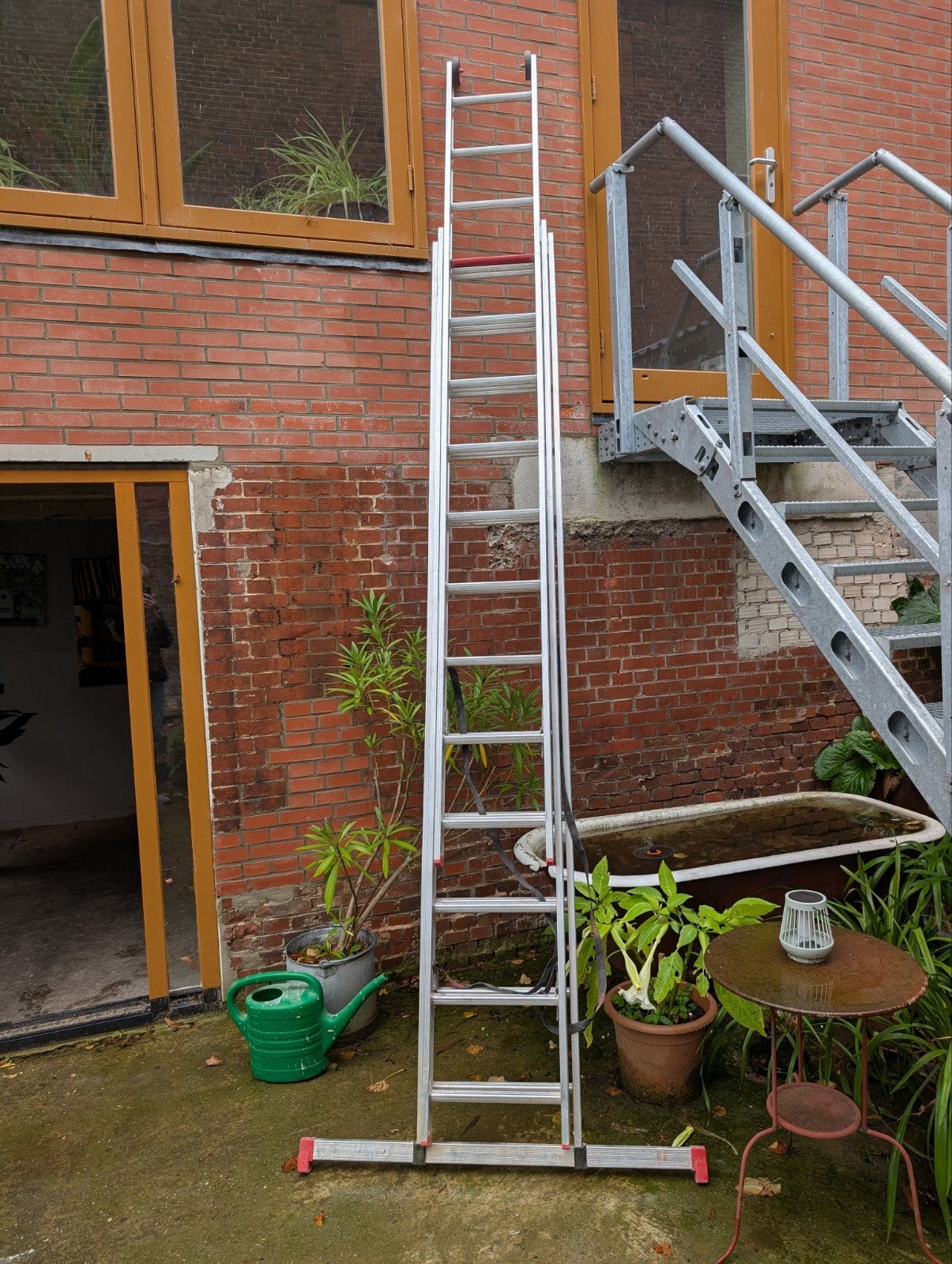 Ladder werkhoogte 8,45 m schuif Ladder, Altrex reformladde, Doe-het-zelf en Verbouw, Ophalen, Zo goed als nieuw, Ladder, Opvouwbaar of Inschuifbaar