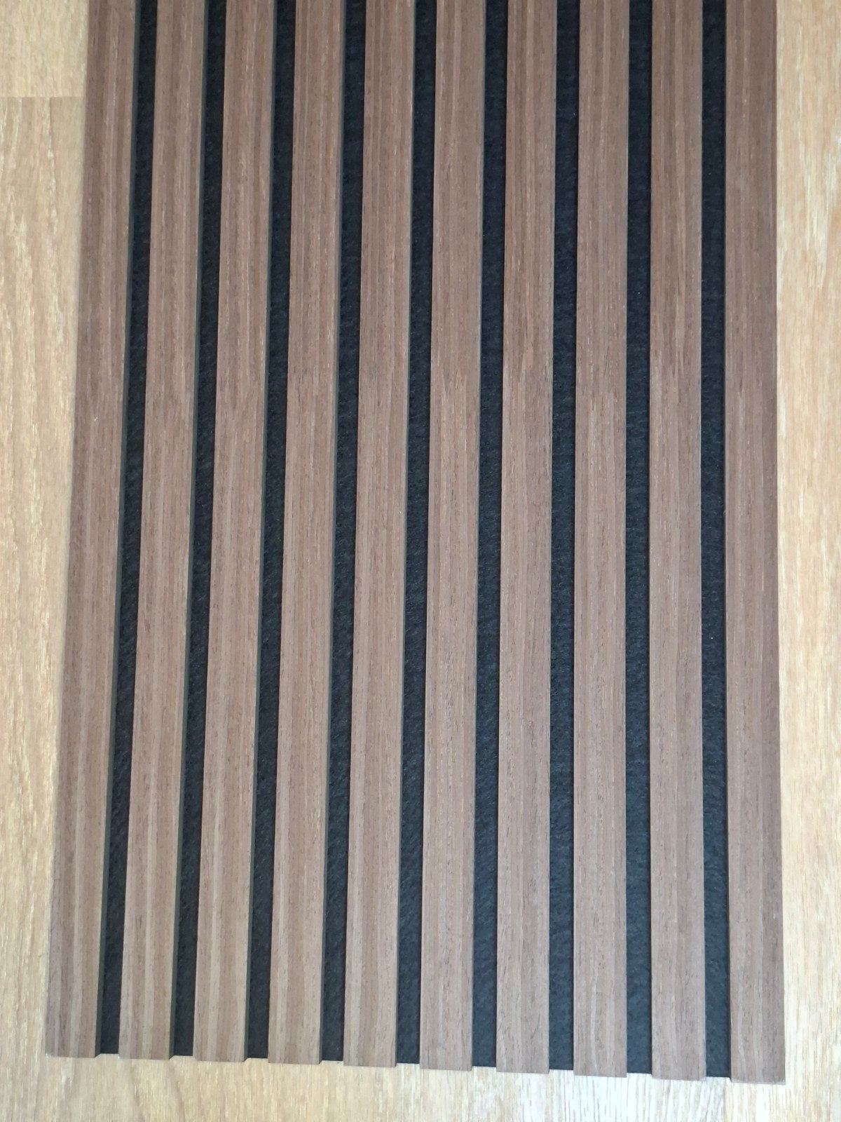 te koop 3 rest stukken lattenwand/ aku panelen walnoot., Ophalen, Nieuw