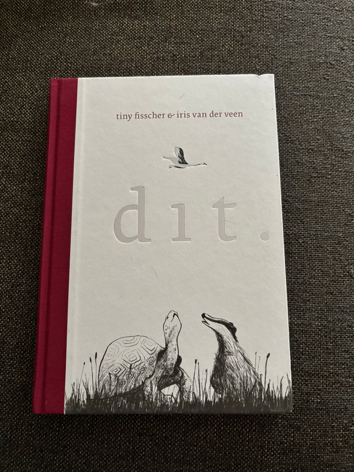 Dit. - Tiny Fisscher & Iris van der Veen, Ophalen of Verzenden, Gelezen