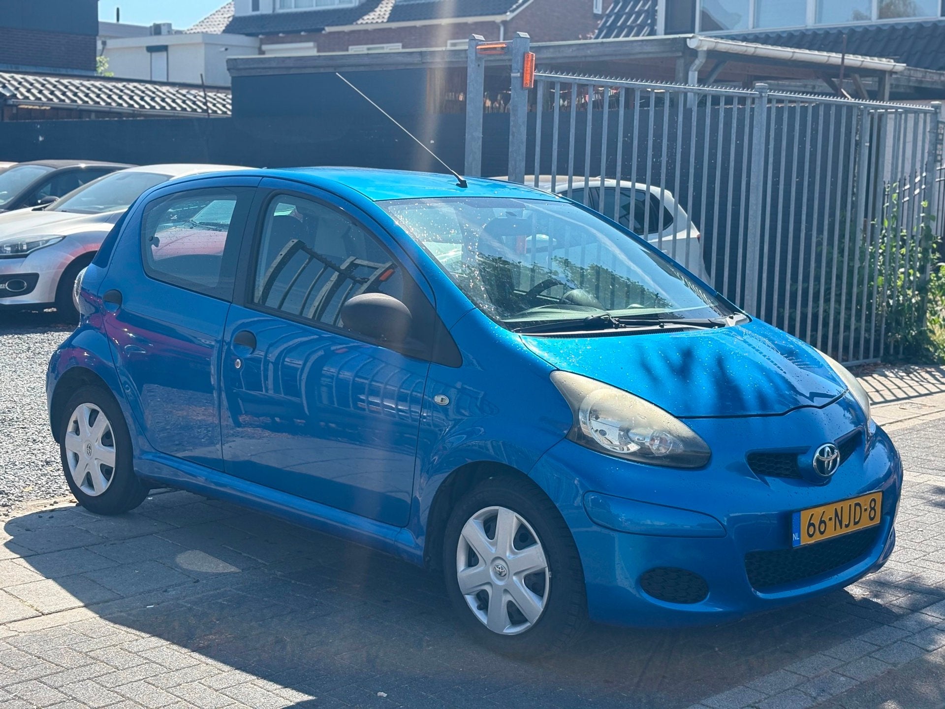 Toyota Aygo 1.0-12V Access | Airco | NL Auto | Goed onderhou, Voorwielaandrijving, Stof, Gebruikt, Zwart