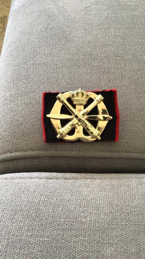 Baretembleem Luchtdoel Artillerie, Ophalen of Verzenden, Landmacht, Nederland, Embleem of Badge