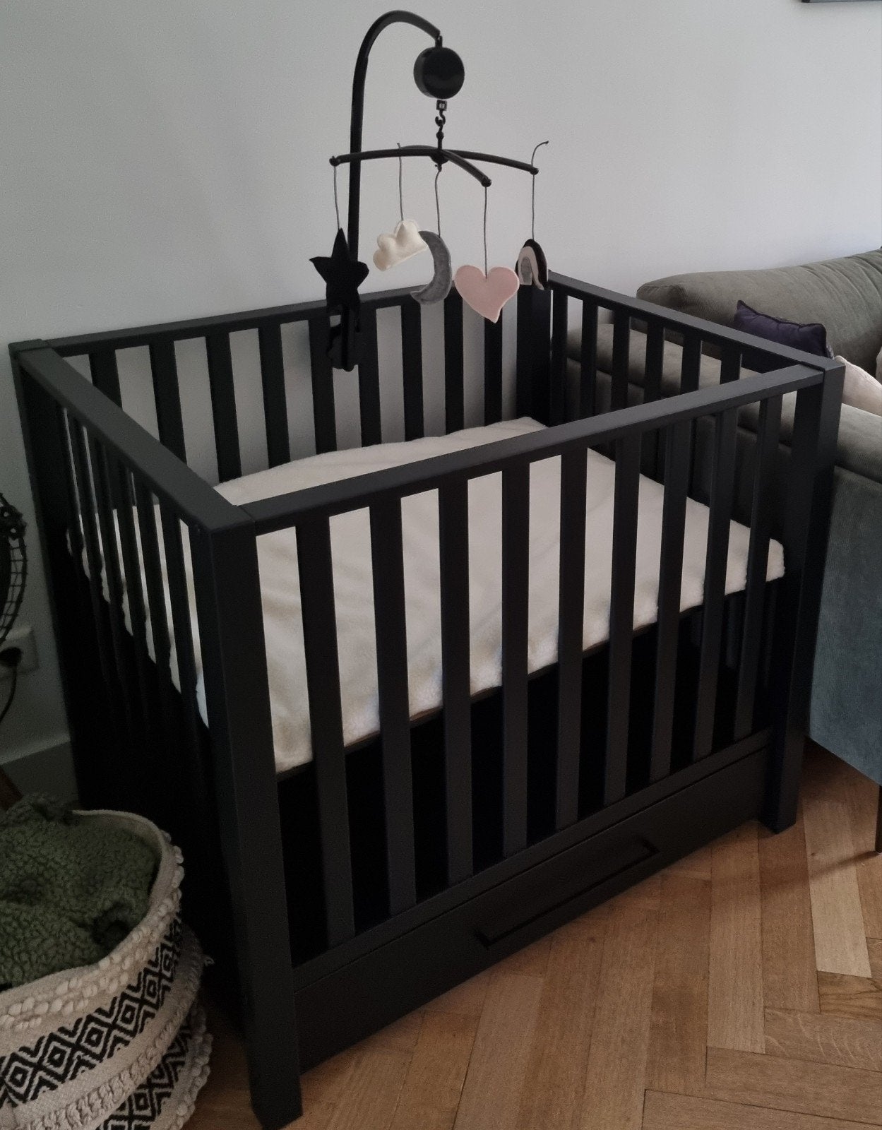 Europe baby casper box met lade mat zwart, Ophalen, Zo goed als nieuw, Vierkant, In hoogte verstelbaar