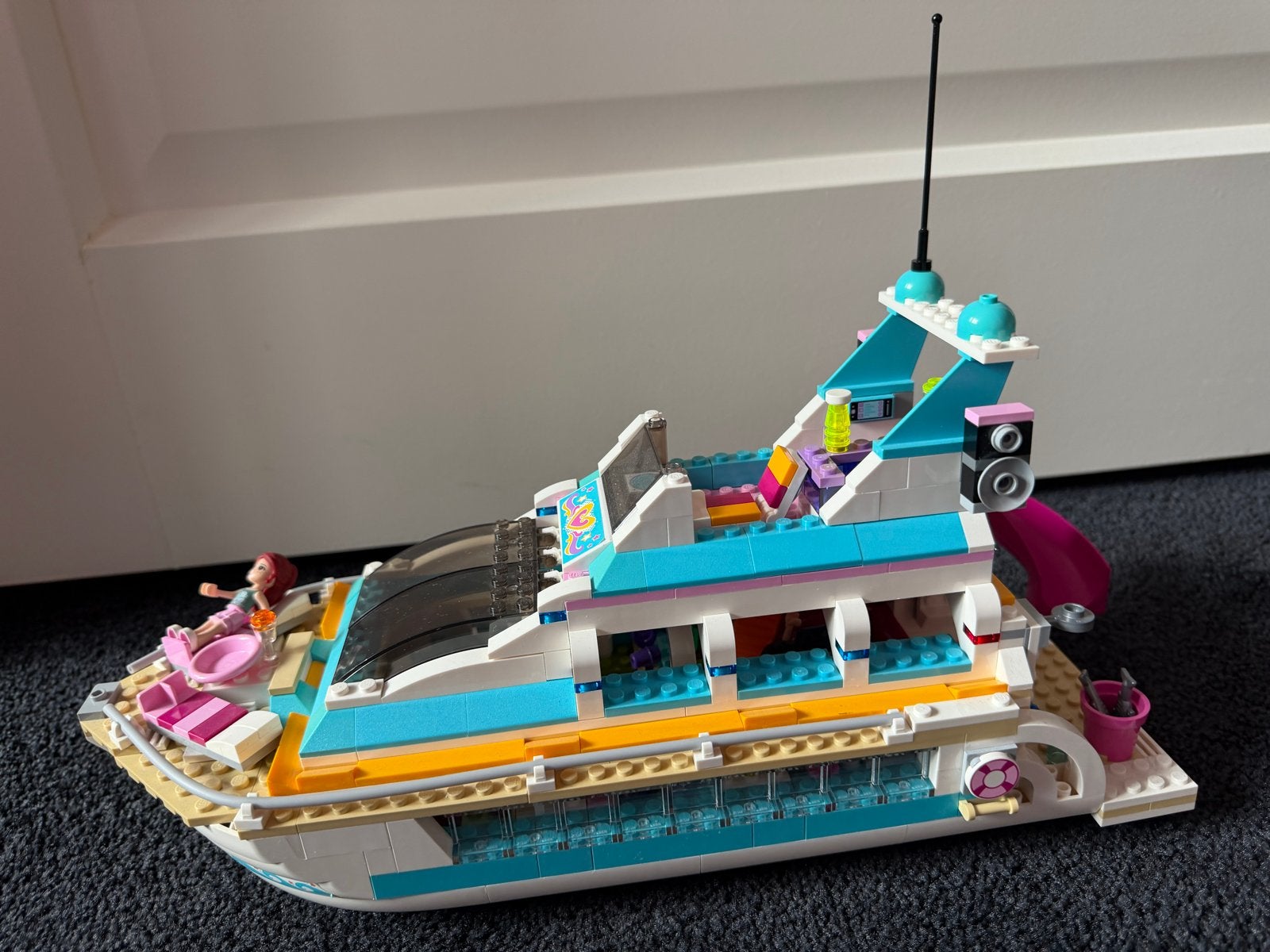 Lego Friends Luxe Jacht met accessoires en poppetjes, Ophalen of Verzenden, Gebruikt, Overige merken