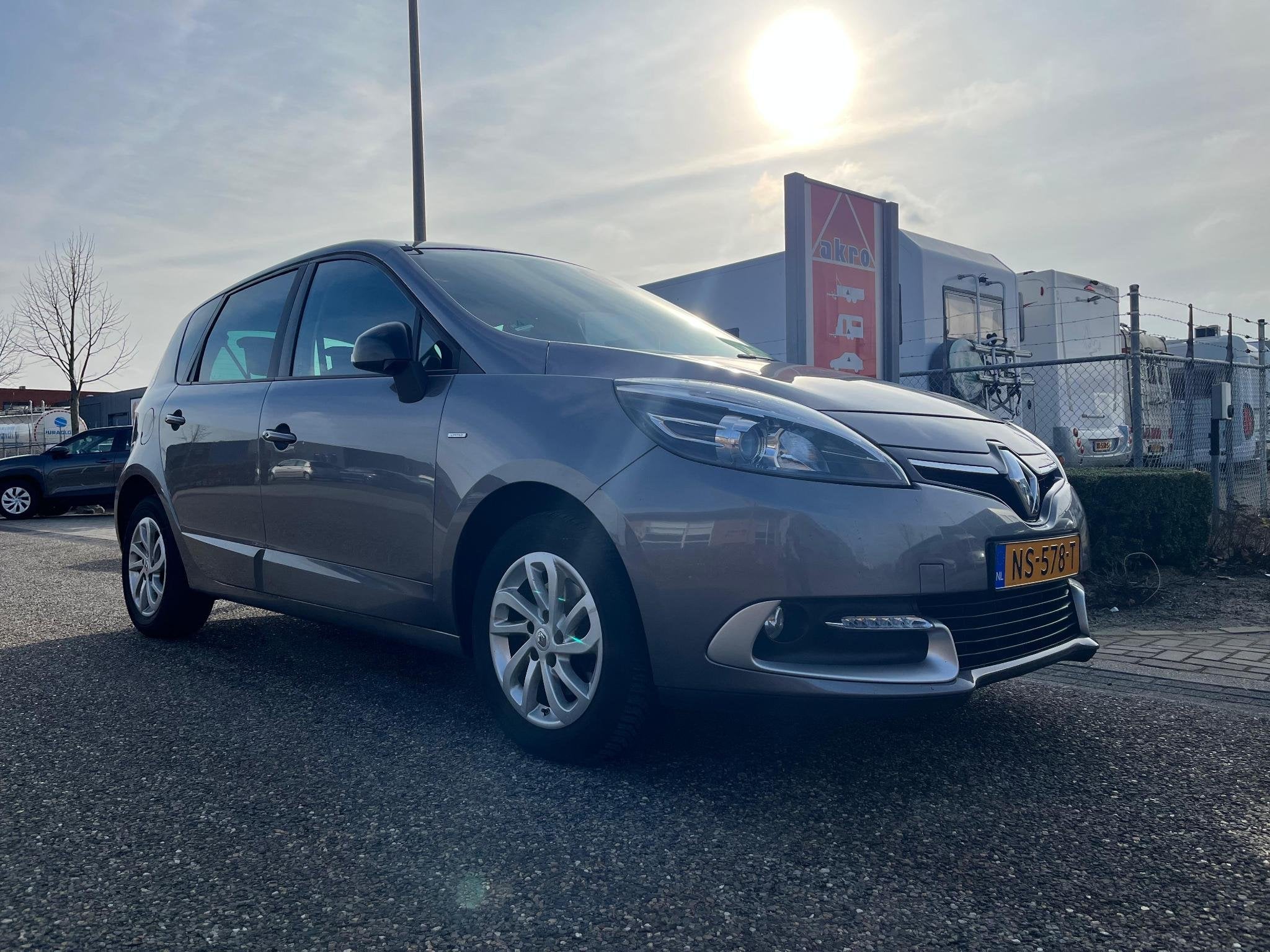 Renault Scénic 1.5 dCi Limited | NAVI | Cruise control | Ai, Auto's, Renault, Voorwielaandrijving, Stof, Gebruikt, 4 cilinders