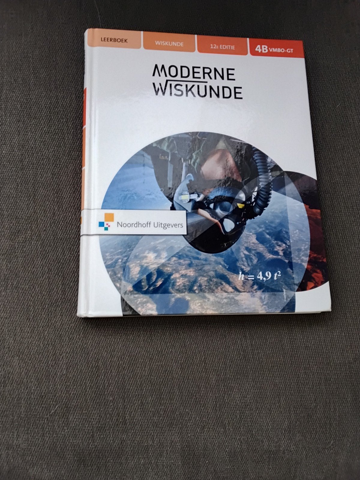 Moderne Wiskunde 4B VMBO-GT 12e editie leerboek, Ophalen of Verzenden, Zo goed als nieuw, VMBO, Wiskunde B