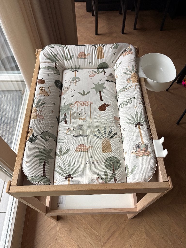 verzorgingstafel / luiertafel / changing table, Gebruikt, Minder dan 75 cm, 70 cm of meer, Commode