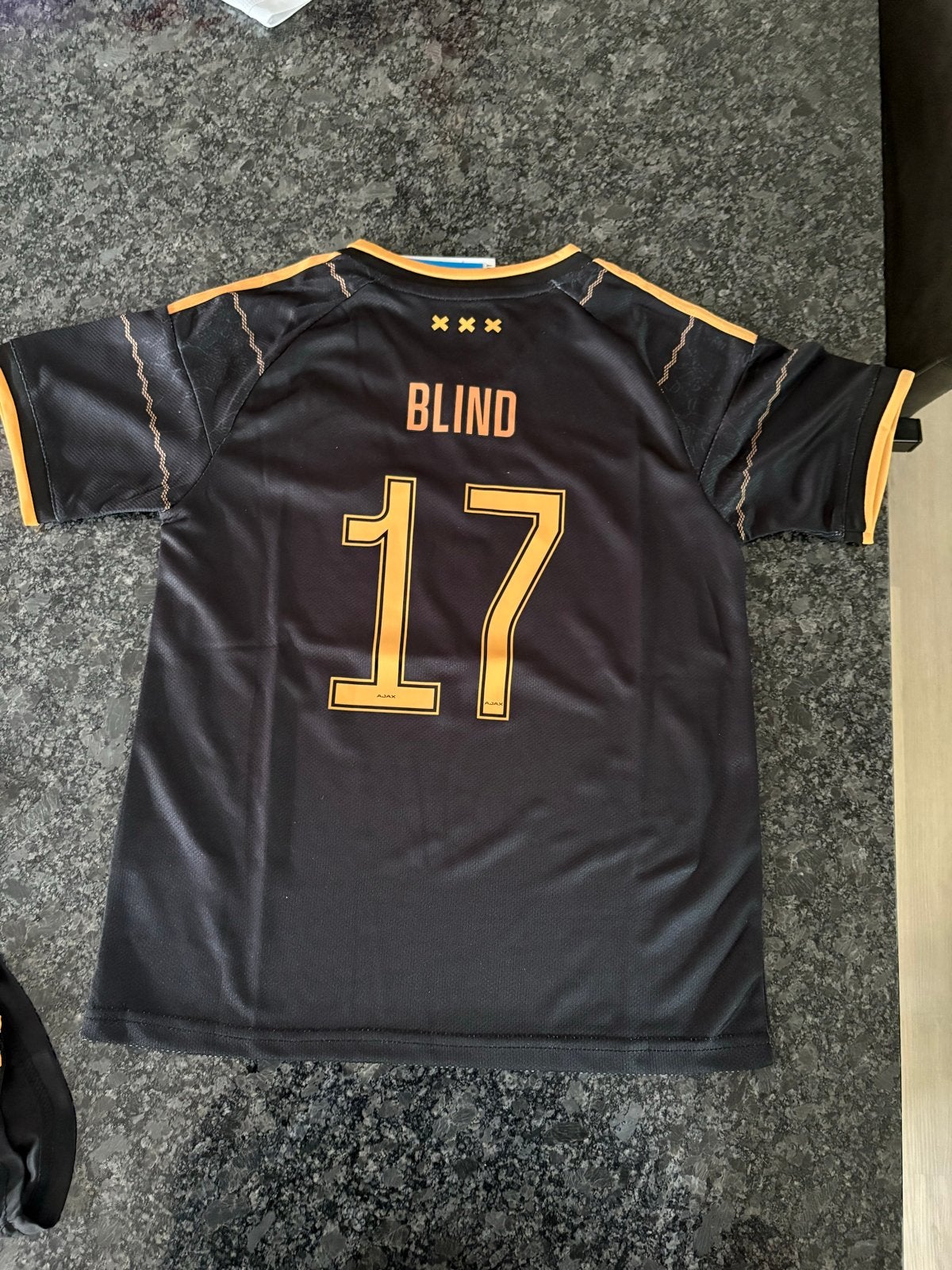 Ajax 3rd shirt 26/27 Blind, kids size 26, Verzenden, Zwart, Nieuw, Overige maten