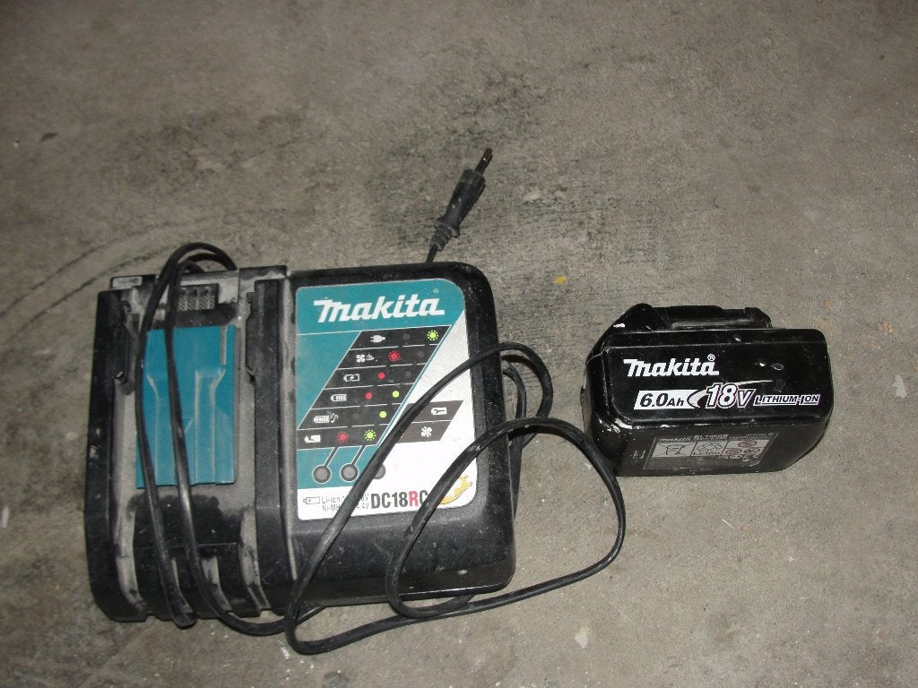 Makita DC18RC Oplader met 18V 6.0Ah 6.000 mAh, Li-ion,, Ophalen of Verzenden, Gebruikt