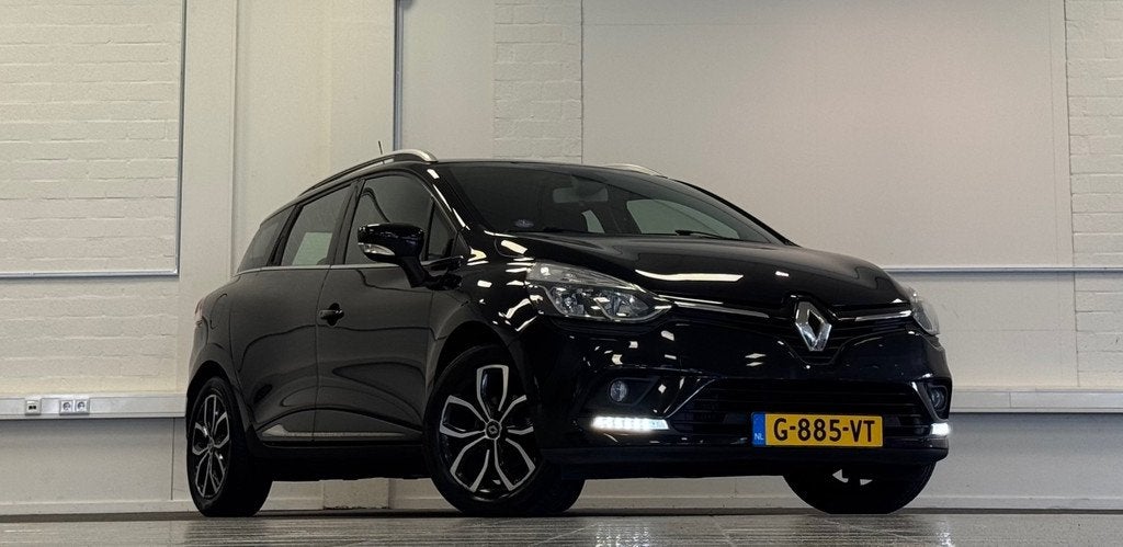 Renault Clio Estate 0.9 TCe Limited Trekhaak Clima Pack Comf, Voorwielaandrijving, 898 cc, Stof, Gebruikt