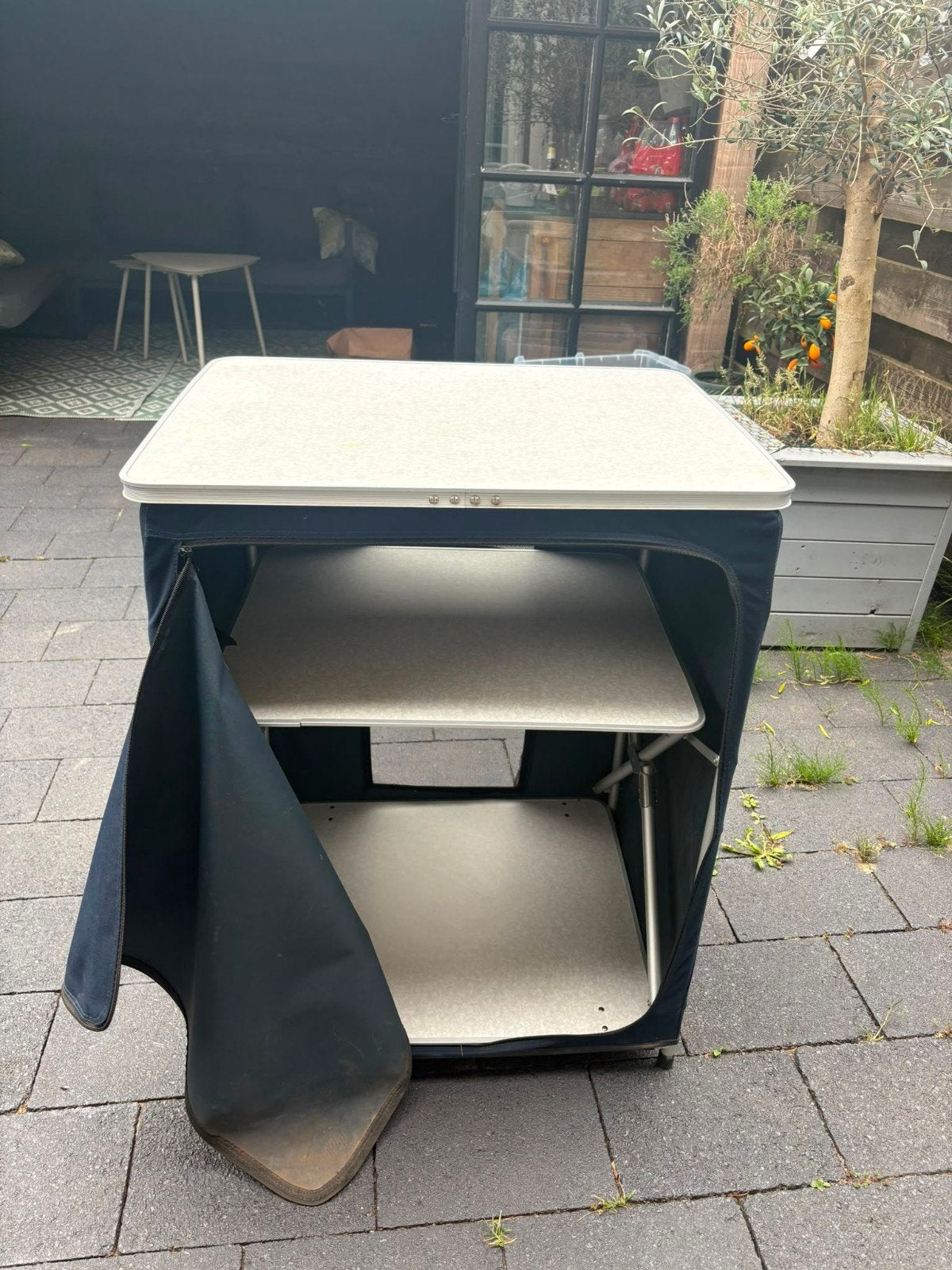 2 x Base Camp Campingkast met Tafelblad - Gebruikt, Caravans en Kamperen, Ophalen, Gebruikt