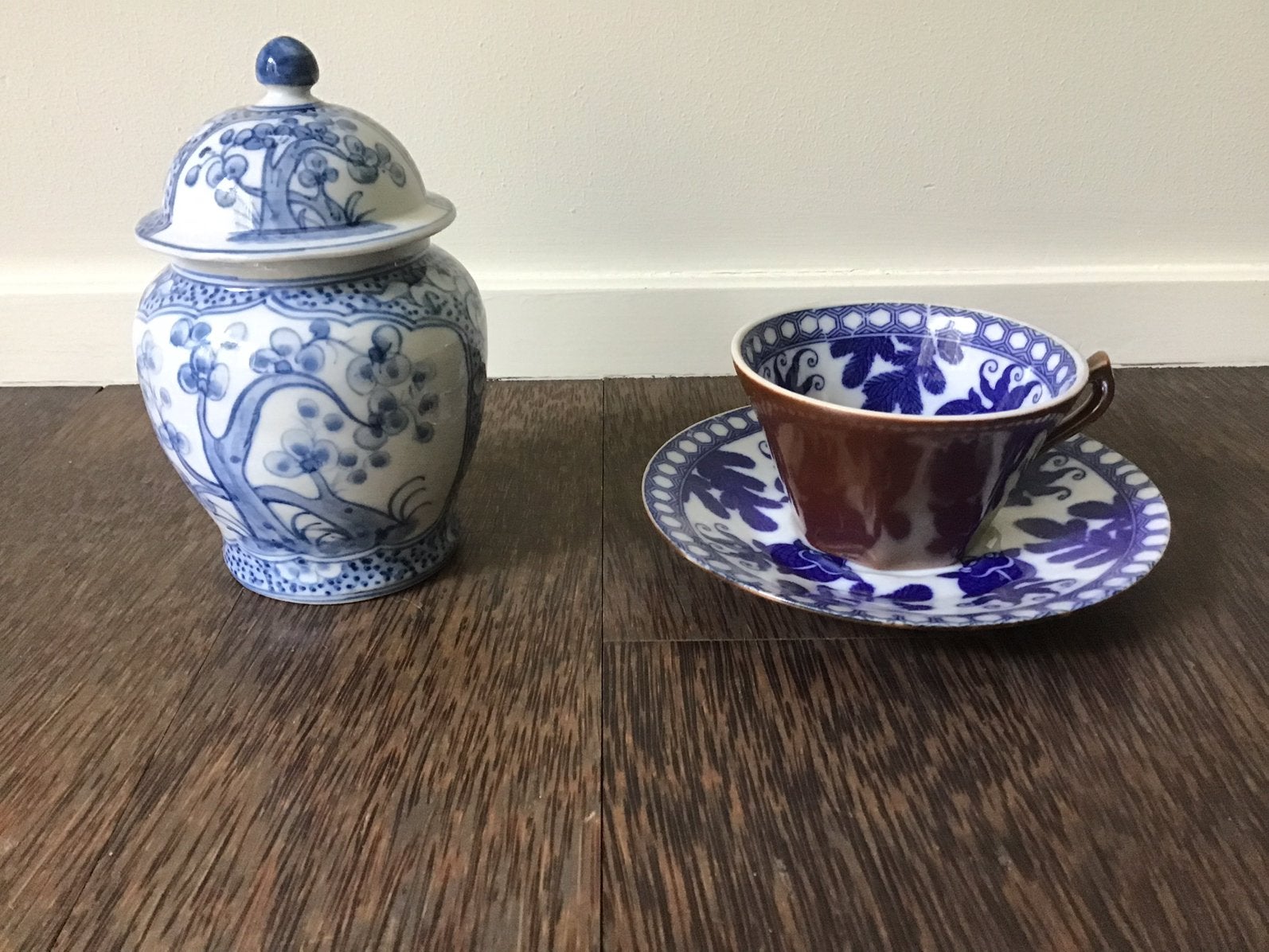 Chinees dekselpotje  + capucijner kop en schotel, Ophalen of Verzenden