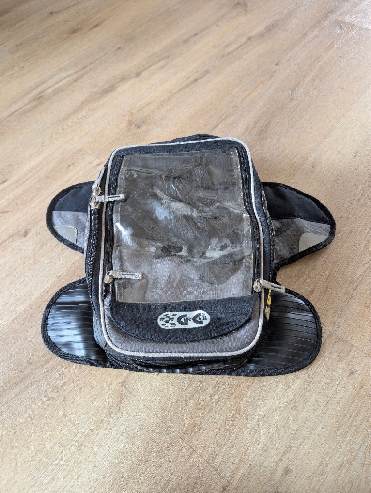 Motorfiets Tanktas met Rugzakfunctie en Regenhoes, Ophalen of Verzenden, Gebruikt