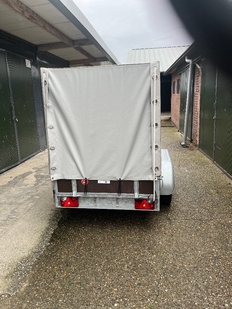 gebruikte dubbelas aanhanger met huif  2.57.m x 1.31.m, Ophalen, Zo goed als nieuw
