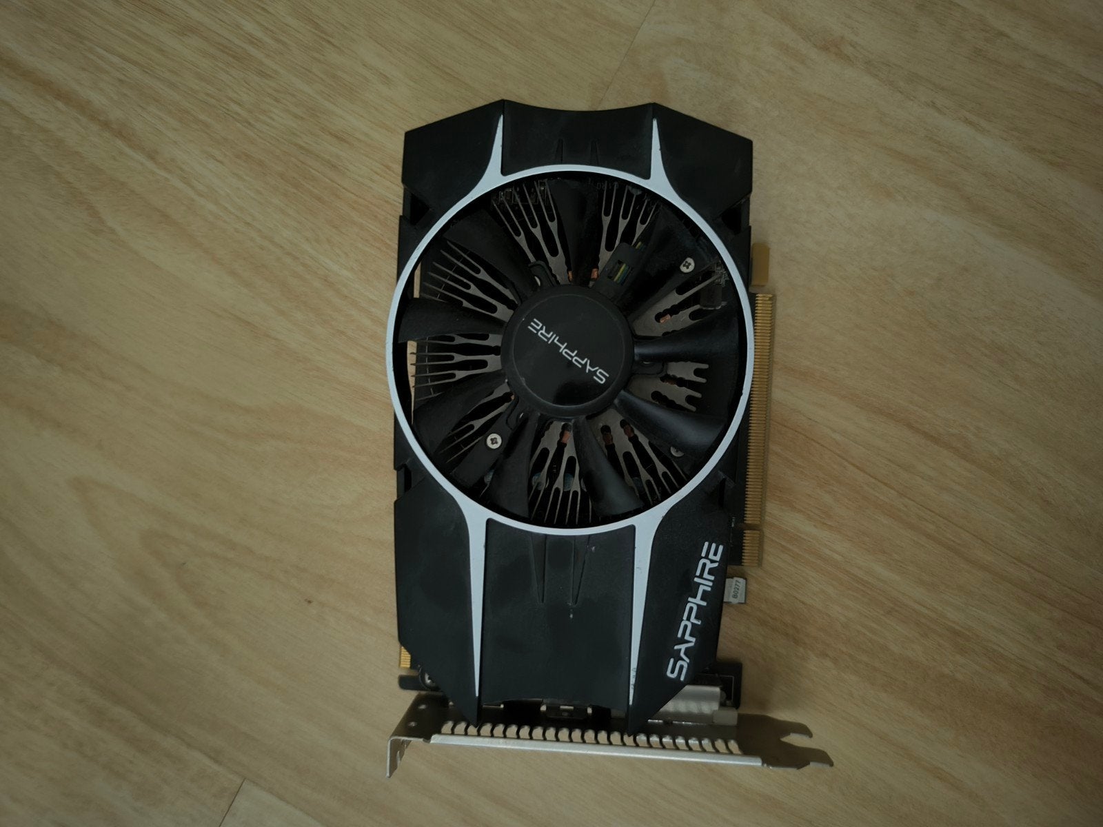 AMD R7 260X 2GB GDDR5 - Werking Onbekend, Ophalen of Verzenden, GDDR5, AMD, HDMI