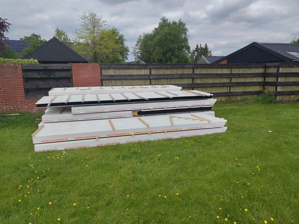 Sandwich panelen / isolatie panelen, Ophalen, Steen of Klei, 15 m² of meer, Dakpannen