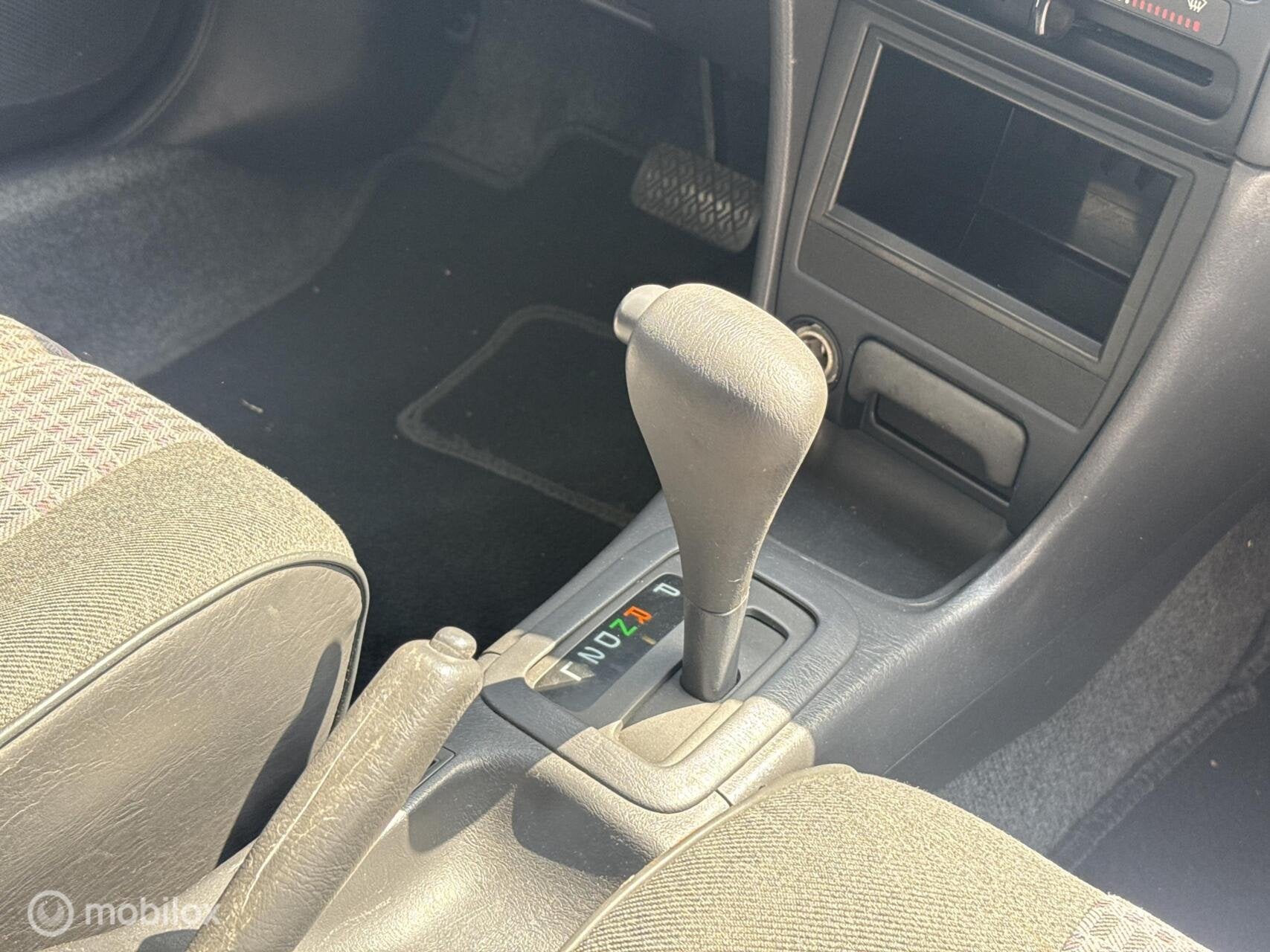Toyota Corolla 1.3 GXi| Automaat| Volledig onderhouden| APK, 450 kg, 4 cilinders, Corolla, Origineel Nederlands