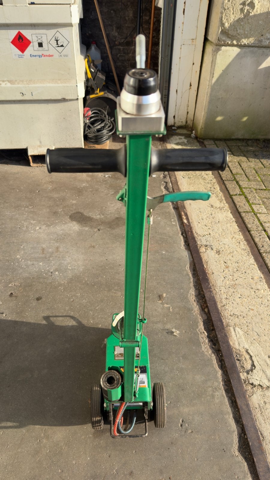 Jungwille Pneumatisch-Hydraulische Werkplaatskrik, Ophalen, Zo goed als nieuw, Hydraulisch, Garagekrik