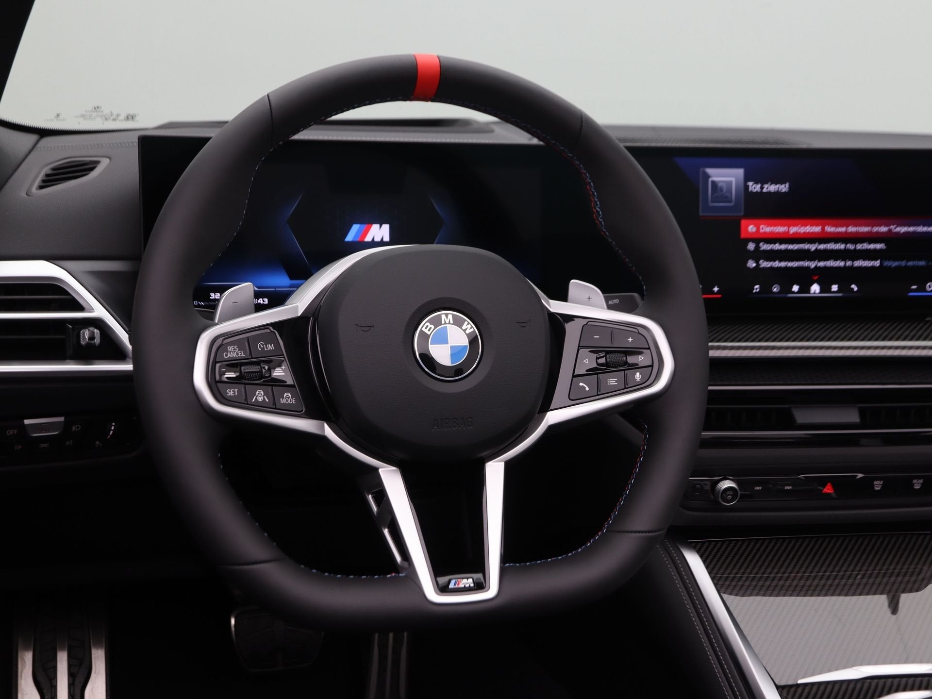 BMW 4 Serie M440i Cabrio xDrive (bj 2026, automaat), Auto's, Automaat, Zwart, 4-Serie, 4 stoelen