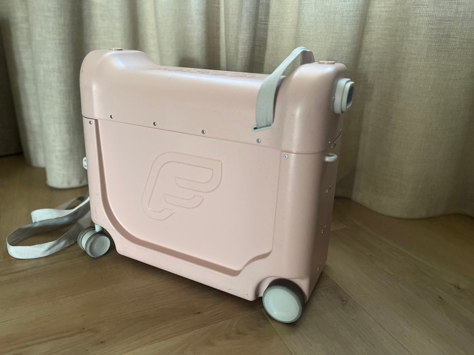Jetkids by Stokke bedbox rolkoffer, Hard kunststof, Minder dan 50 cm, Zo goed als nieuw, Minder dan 35 cm