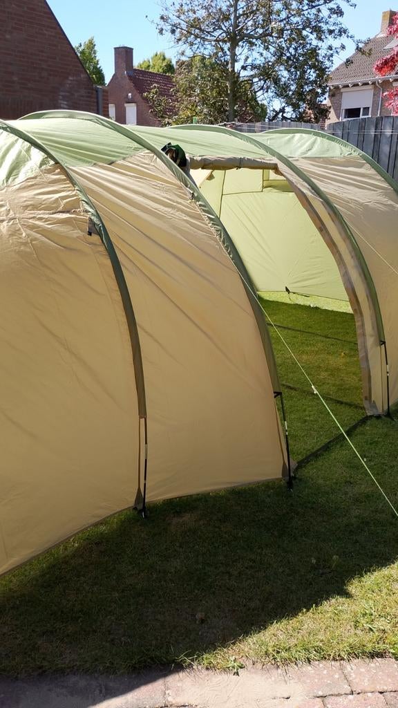 Tent lichtgewicht, Caravans en Kamperen, Tenten, meer dan 6, Zo goed als nieuw, Ophalen