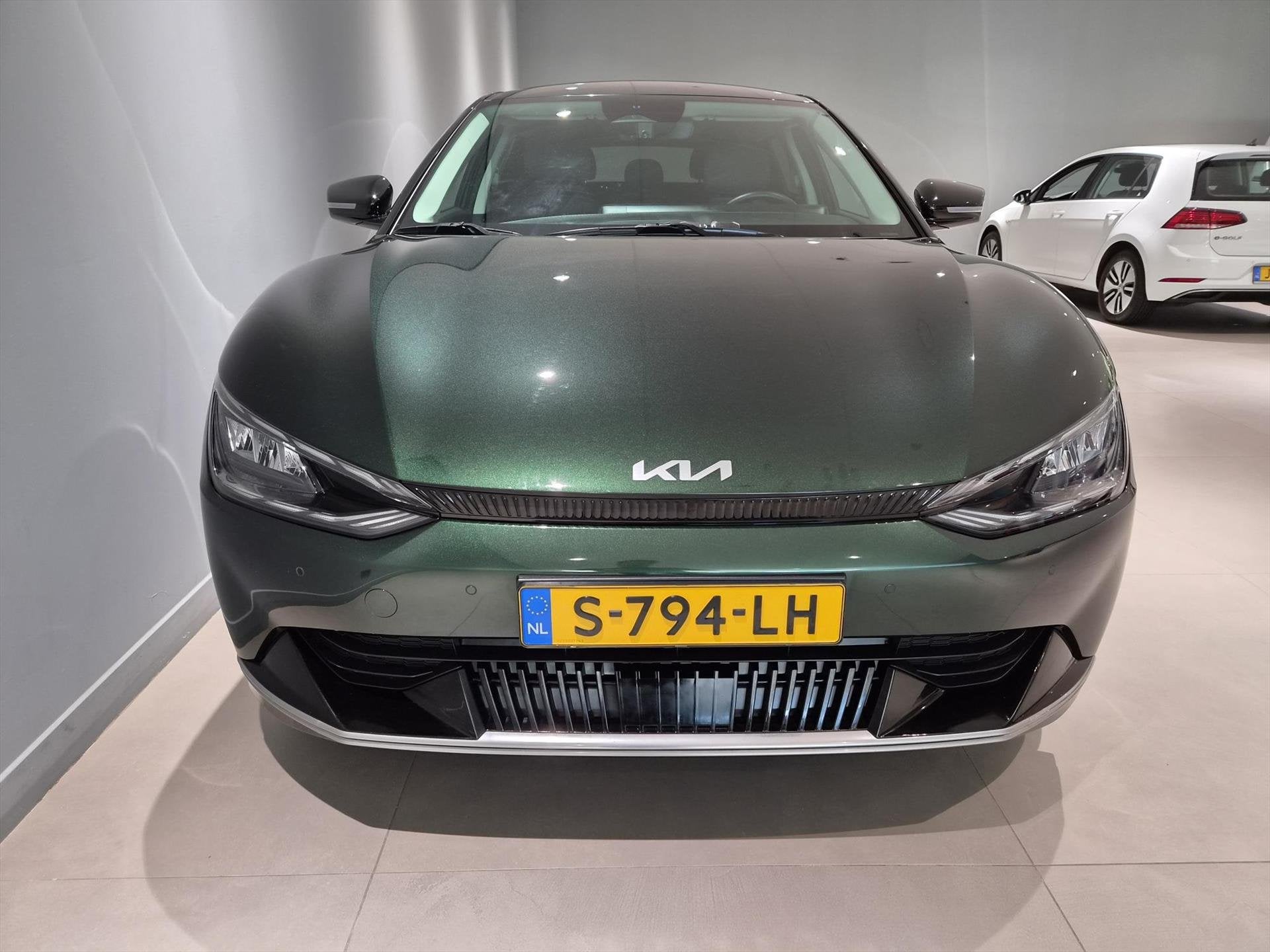 KIA Ev6 77,4kWh 325pk AWD Plus Leer/ Navi/ 20"Lm, Auto's, Automaat, Gebruikt, Zwart, Kia Top Selectie