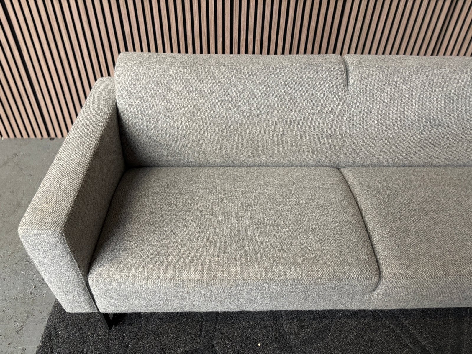 GRATIS LEVERING Artifort Mare Bank 204X83 GEREINIGD, Driepersoons, 75 tot 100 cm, Ophalen of Verzenden, Zo goed als nieuw