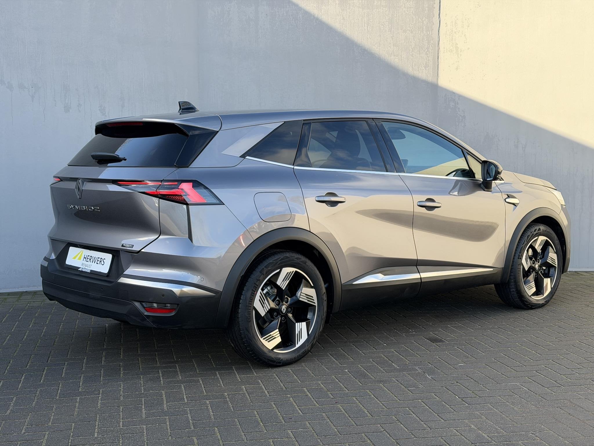 Renault Symbioz 1.6 E-Tech full hybrid 145 techno / Fabrieks, Auto's, Renault, 745 kg, Stof, Gebruikt, Hybride Elektrisch/Benzine